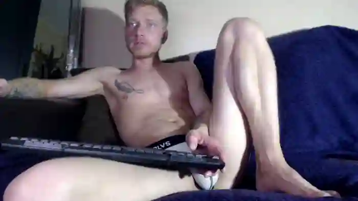 2024/08/14/flirt4free-steve-blond-20-47-11