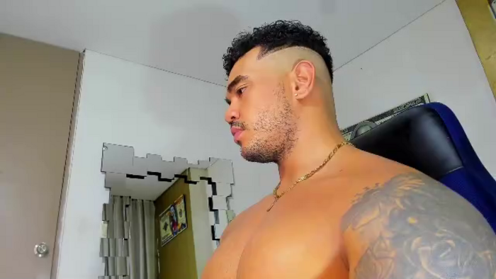 zeus-strong