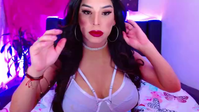 valerie-monroe
