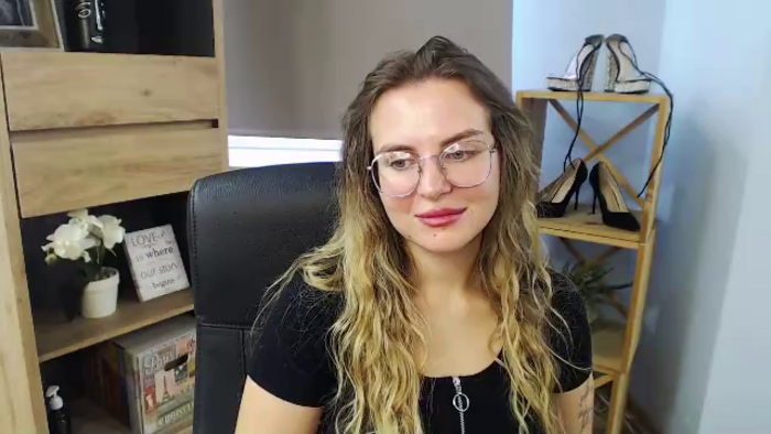 zoey-starx