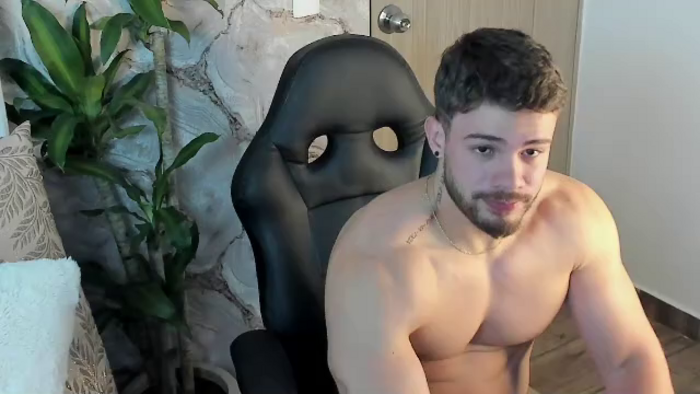valenthino-king