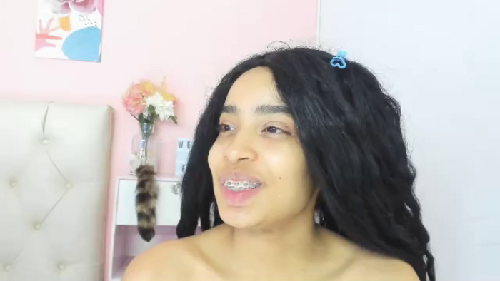 tessa-thomp