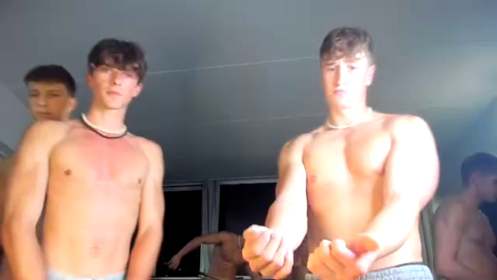 the-live-house-boys