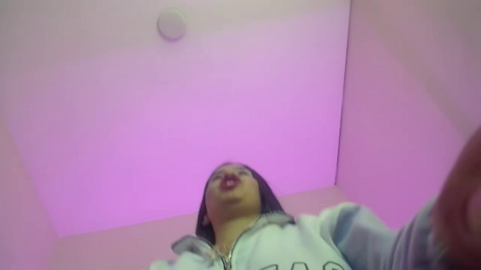 salome-lewiss