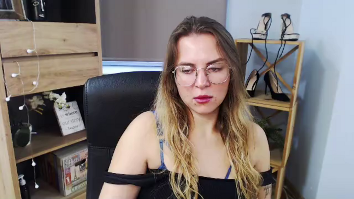 zoey-starx