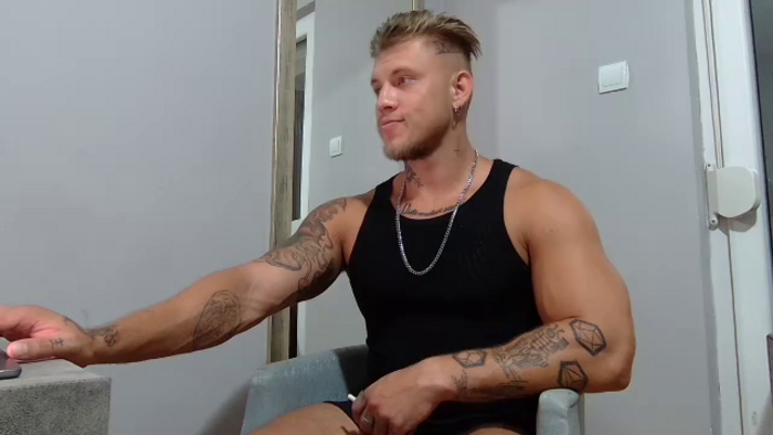 richie-grey