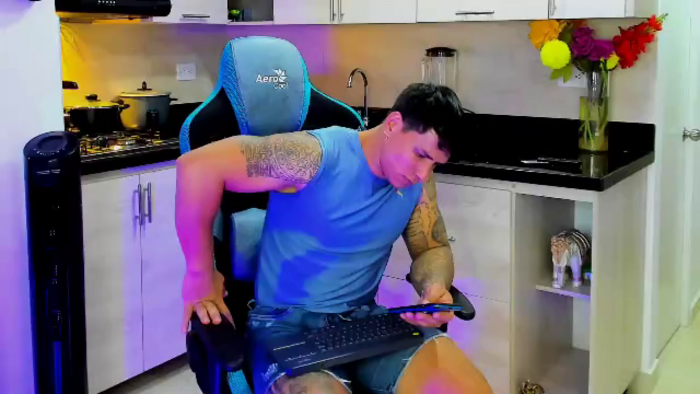 titan-jones