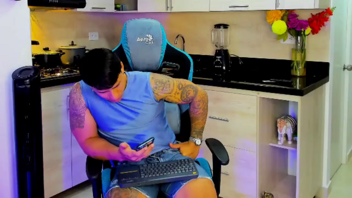 titan-jones
