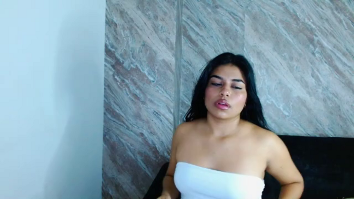 valeria-doll