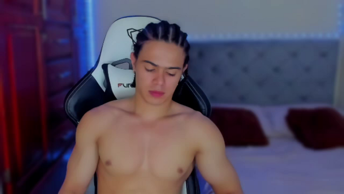 travis-lewis
