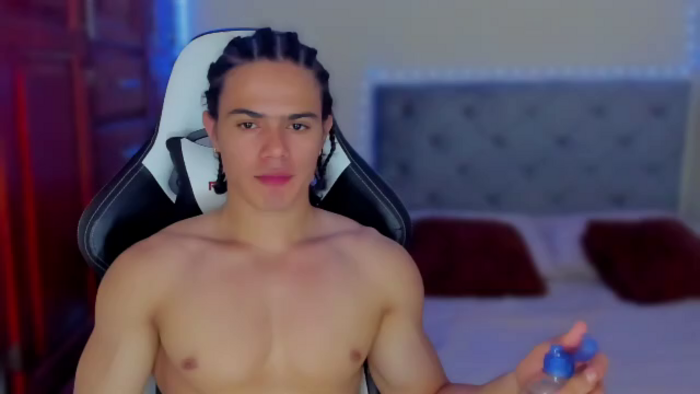 travis-lewis