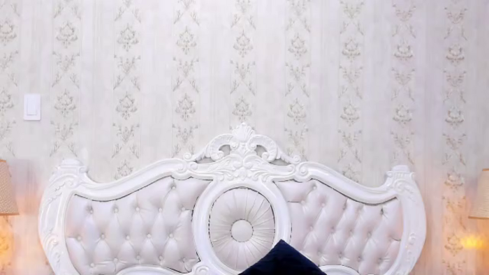 tiara-rosse