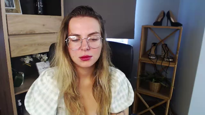 zoey-starx