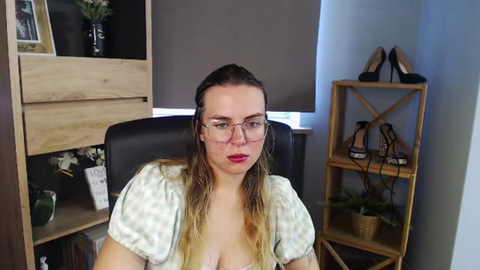 zoey-starx