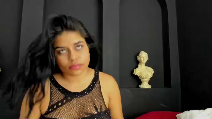 valeria-doll