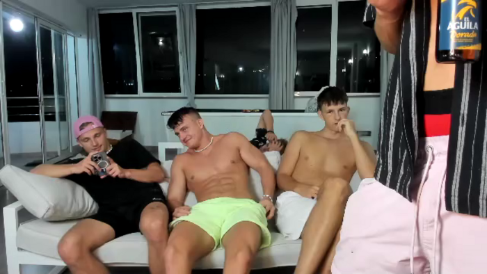 the-live-house-boys