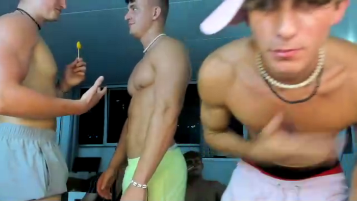 the-live-house-boys