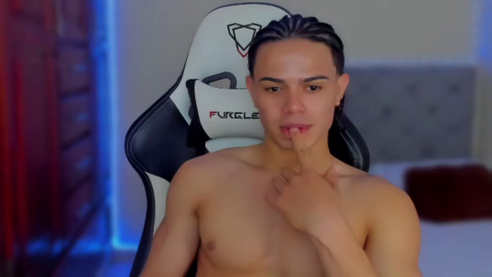 travis-lewis