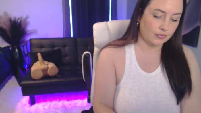 tia-bella