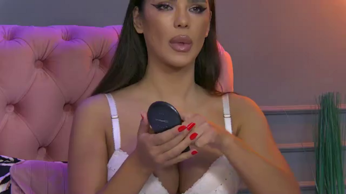 nicole-diva