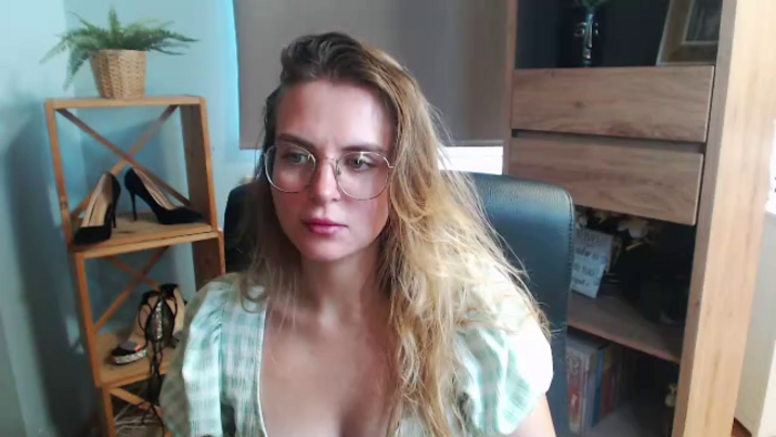 zoey-starx