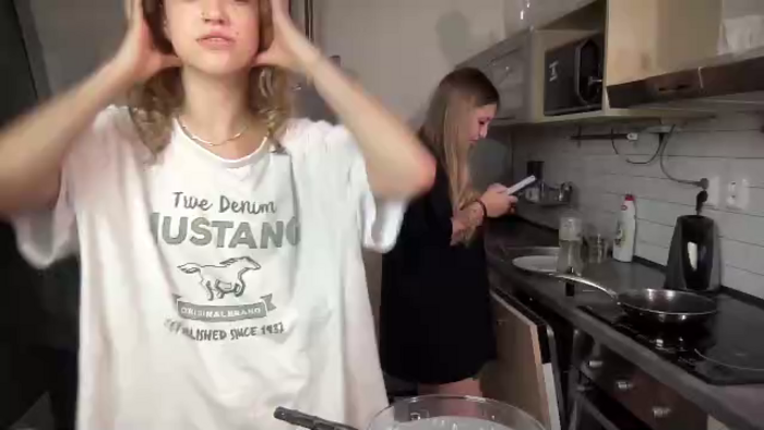 nadya-and-selina