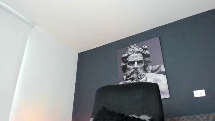 simon-leon