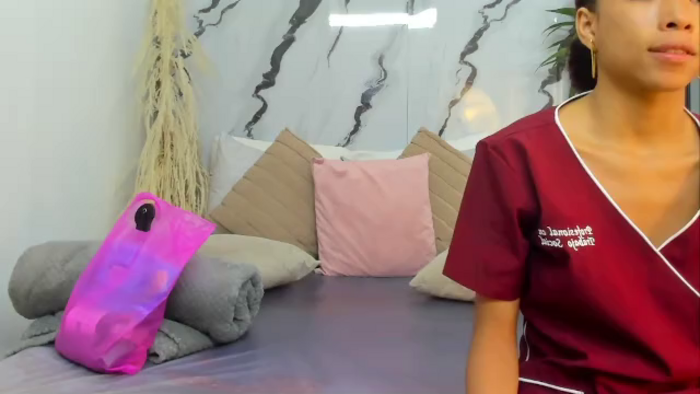 victoria-lois