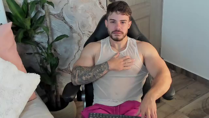 valenthino-king