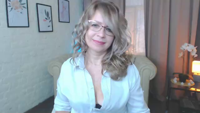 milena-grey