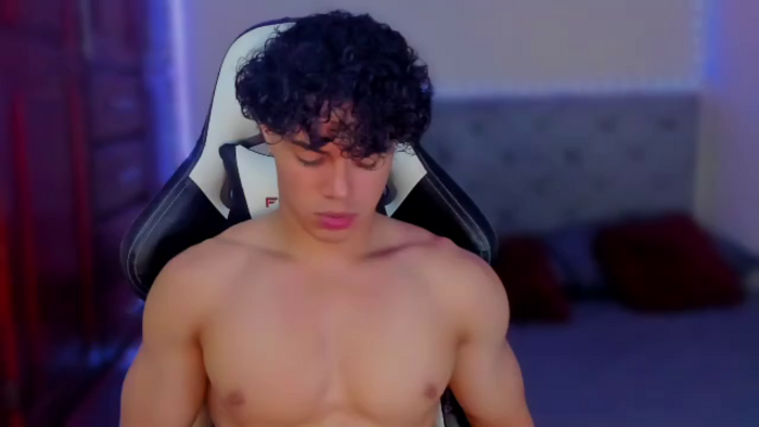 travis-lewis