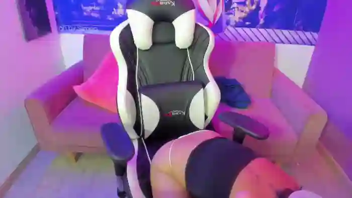 2024/09/09/flirt4free-madison-whiite-07-53-32