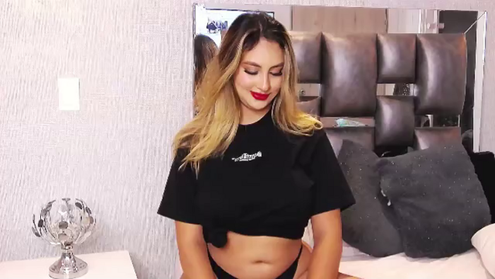 samantha-dumont