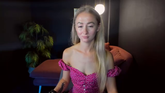 victoria-riddle