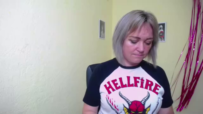 sneaky-kate