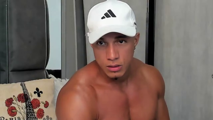 mat-strong