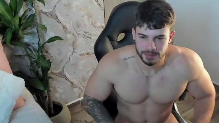 valenthino-king