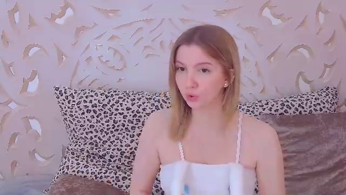 milana-evans