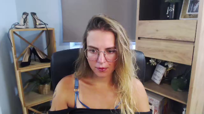zoey-starx
