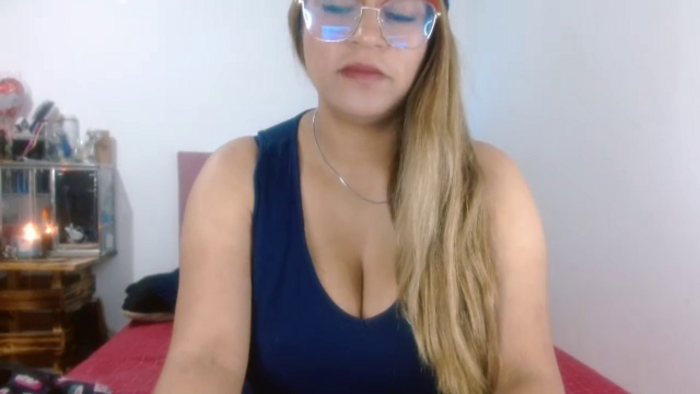 karina-tompson