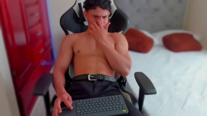 travis-lewis