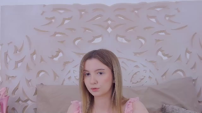 milana-evans