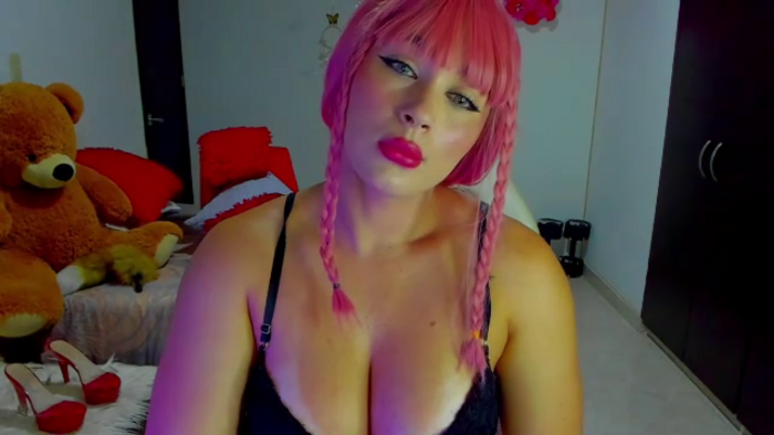 mia-lambertt
