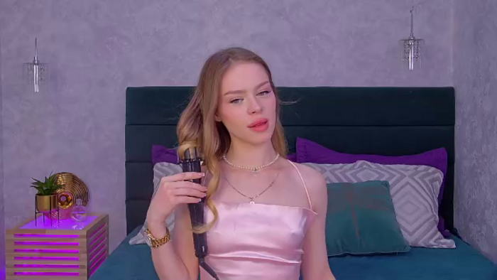 mia-jewell