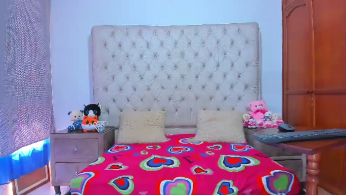 lussy-gomez-and-tomas-taylorr