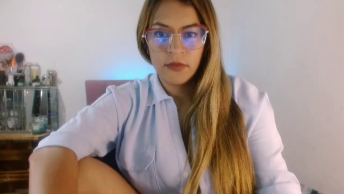 karina-tompson