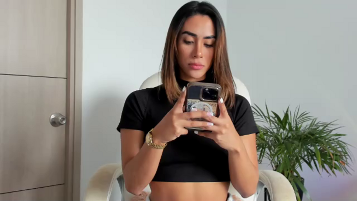leyla-steel