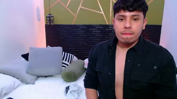 jordan-velez-and-rooney-saenz