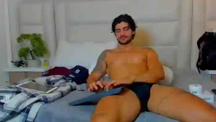 2024/10/04/flirt4free-zack-russo-22-09-12