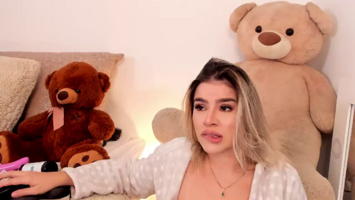 mia-klein